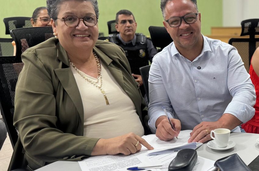  Município assina adesão à Rede de Enfrentamento à Violência contra a Mulher