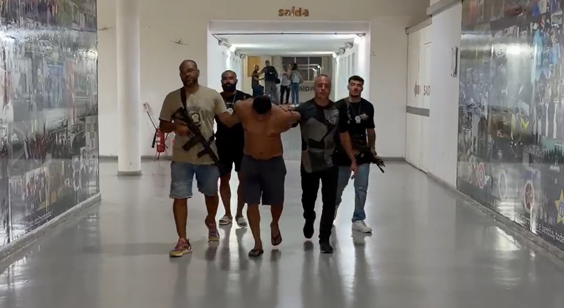 Polícia Civil prende no Recreio suspeito de liderar roubos de carga na Baixada Fluminense