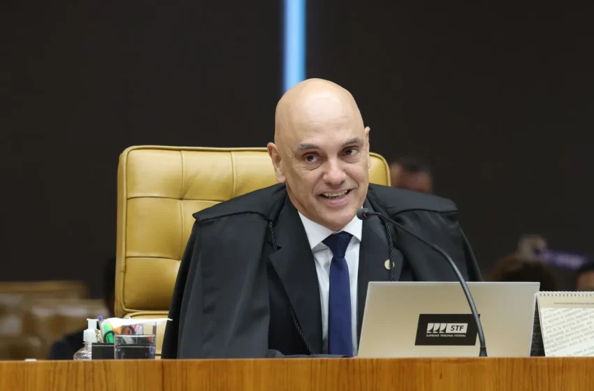  Alexandre de Moraes relatará no STF ações contra Lei da Dosimetria que reduz penas do 8 de janeiro