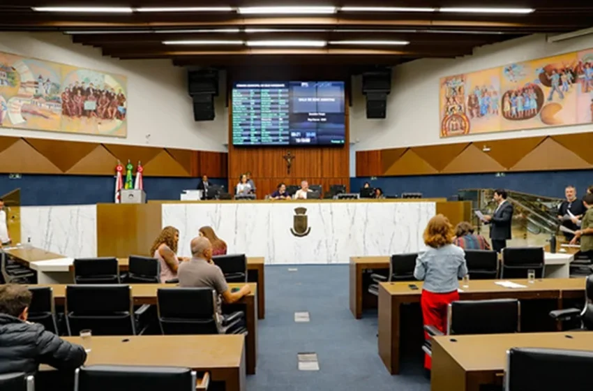  Vereadores de Belo Horizonte aprovam projeto para desobstrução de calçadas e vias públicas
