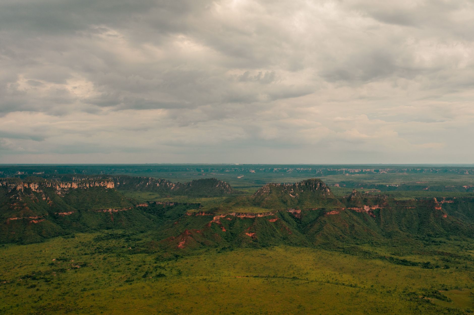 Destaques do Tocantins: Agrotins 2026, turismo em Taquaruçu e operações policiais marcam a terça-feira