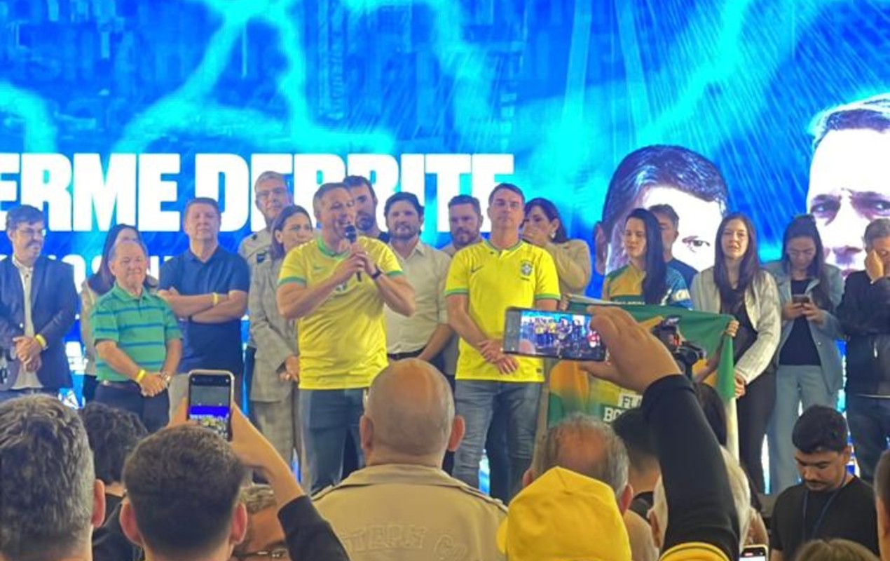 Derrite confirma pré-candidatura ao Senado e defende CPI do Banco Master em ato com Flávio Bolsonaro