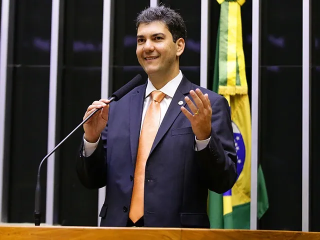 Eduardo Braide atinge 50,1% e lidera corrida pelo governo do Maranhão, aponta AtlasIntel