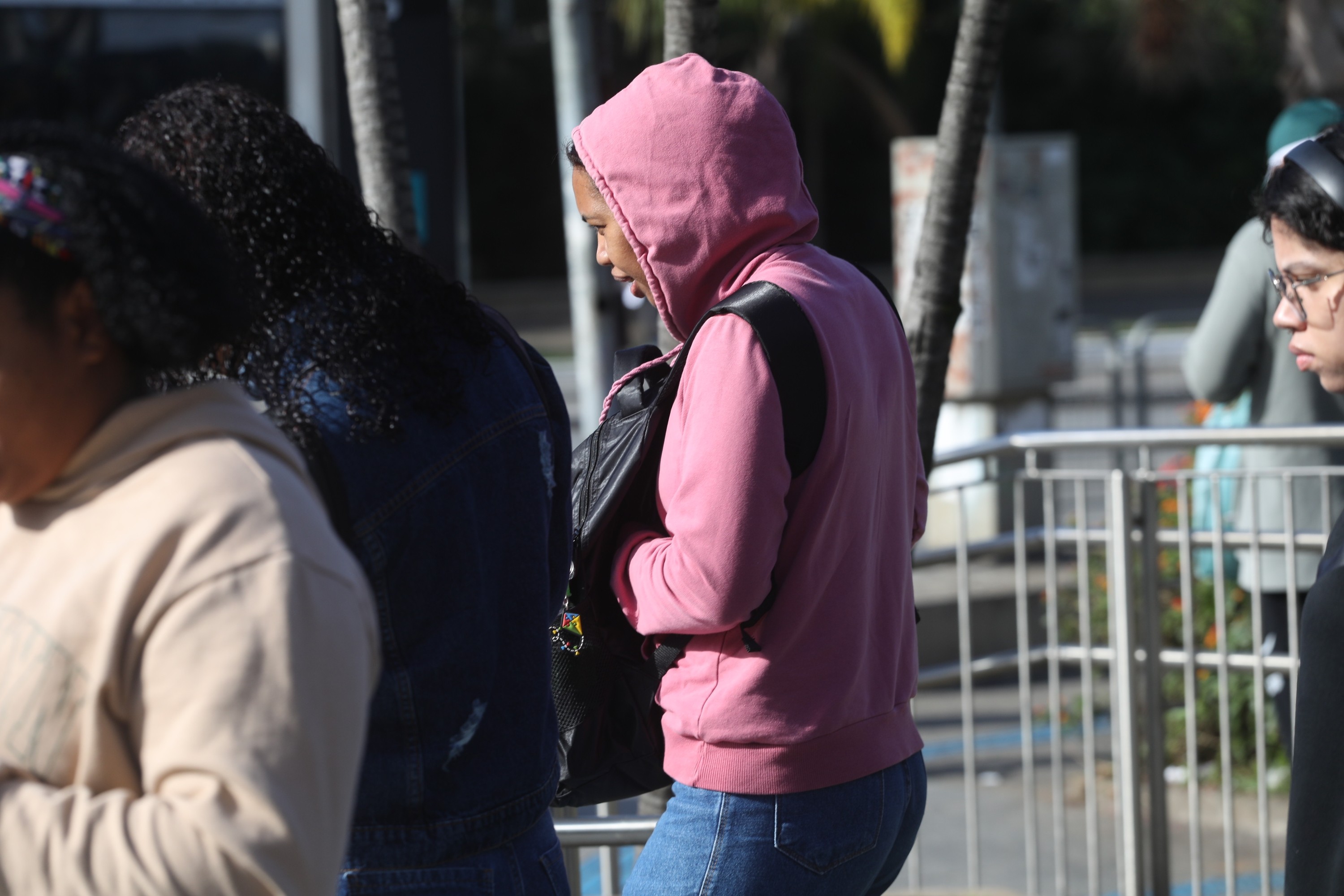 Massa de ar polar derruba temperaturas e provoca chuvas volumosas no Centro-Sul