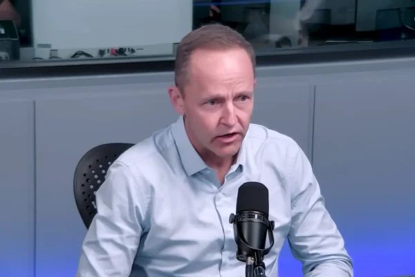 Christian Egan deve assumir presidência da B3, aponta Valor Econômico