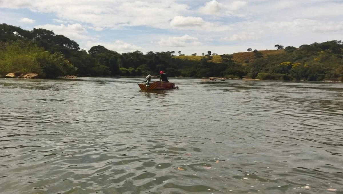 Corpo de pescador que desapareceu no Rio Corumbá é localizado em Orizona