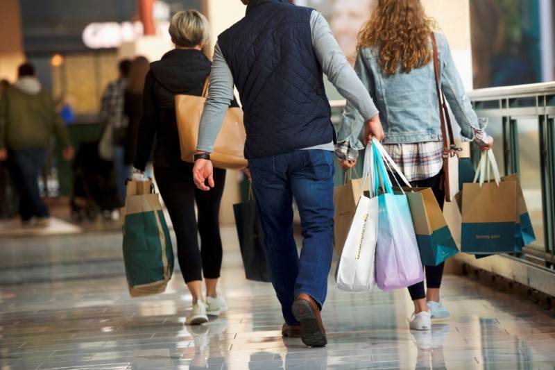 Custo de vida no Brasil supera ganhos de renda por entraves estruturais e inflação acumulada