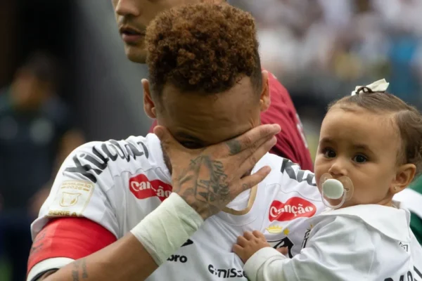 Neymar responde a vídeo de criança que orou por sua convocação para a Copa do Mundo