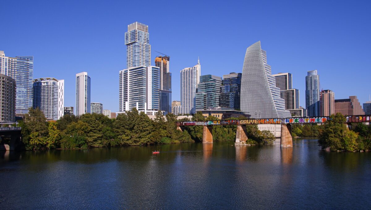Polícia de Austin detém jovens suspeitos de série de ataques a tiros no Texas