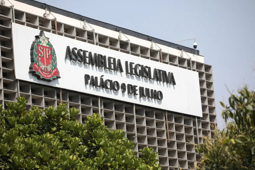 Alesp: Parlamentares destinam R$ 700 mil para empresas de gestora ligada a filme de Bolsonaro