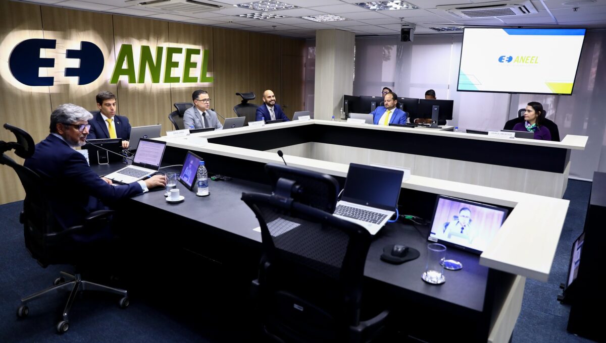 Aneel autoriza repasse de R$ 5,5 bilhões para baratear tarifas de energia em 2026