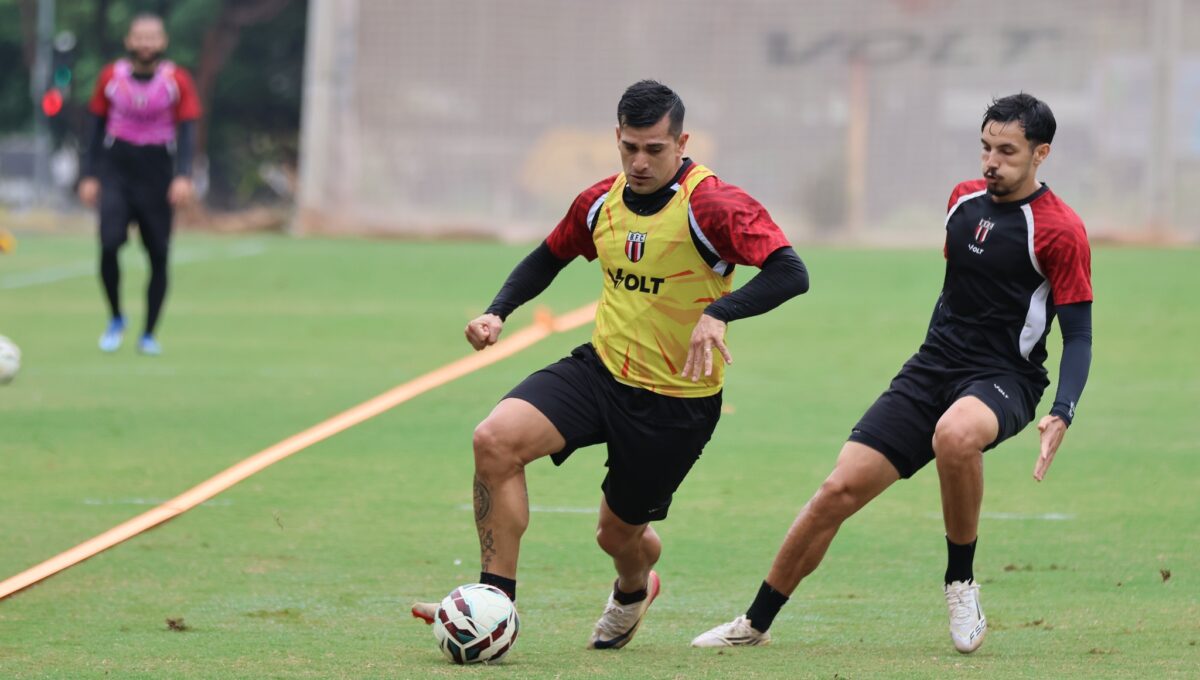 Botafogo-SP conta com retorno de quatro jogadores para duelo decisivo na Série B