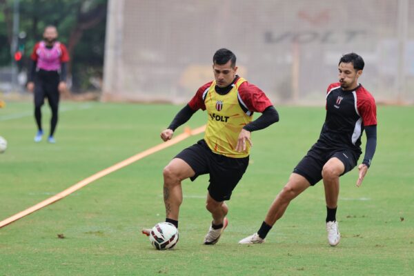 Botafogo-SP conta com retorno de quatro jogadores para duelo decisivo na Série B