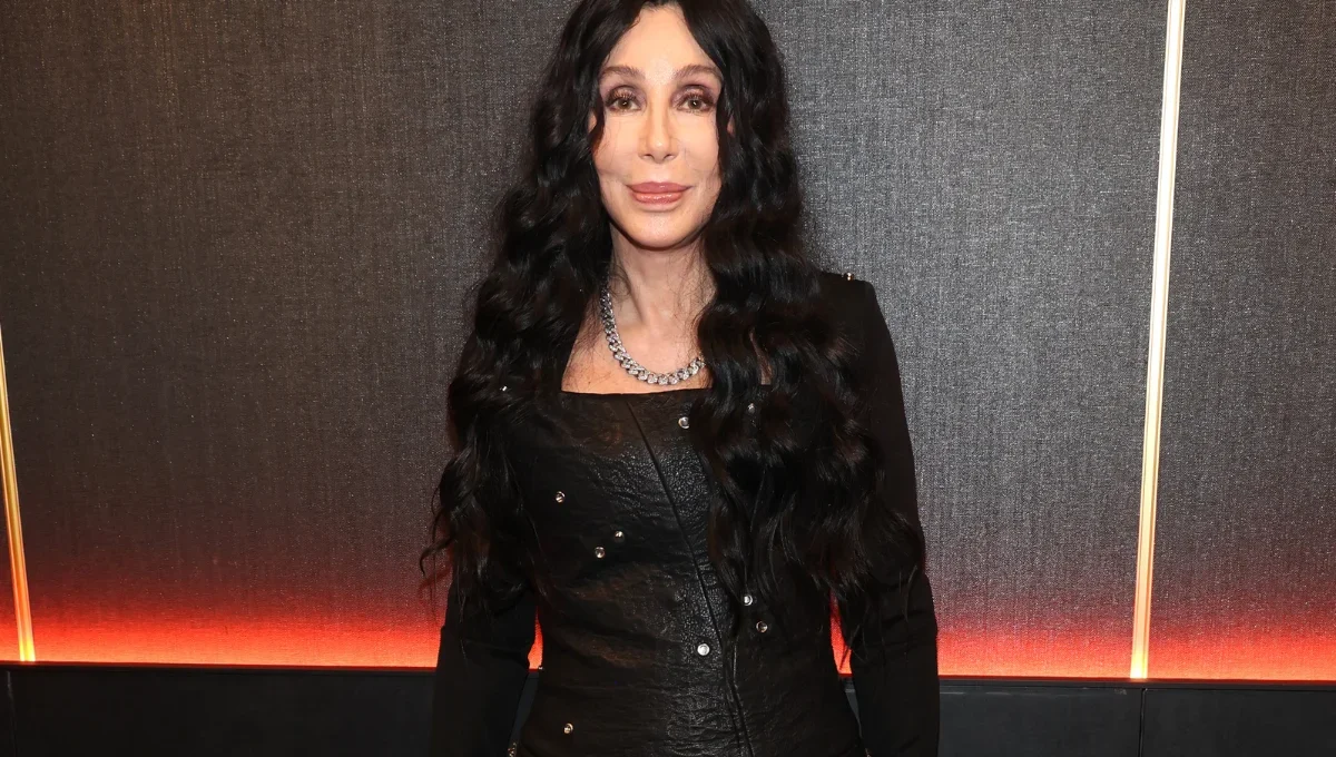 Cher chega aos 80 anos: veja a perspectiva da artista sobre beleza e maturidade
