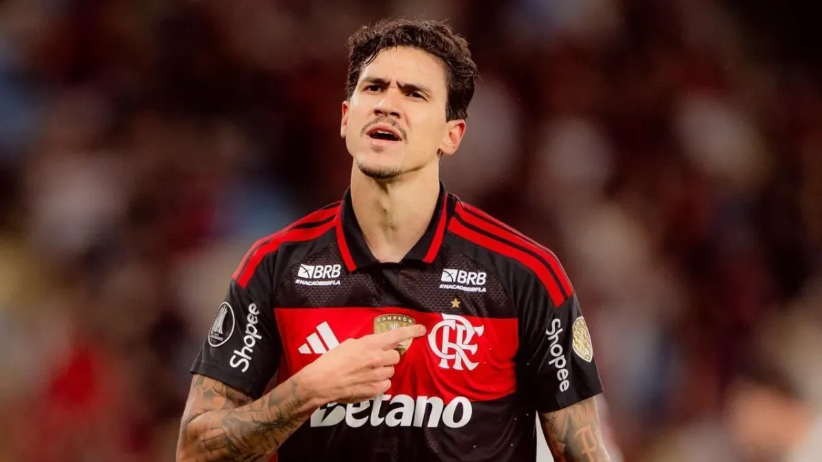 Flamengo garante vaga antecipada nas oitavas da Libertadores enquanto Palmeiras perde em casa