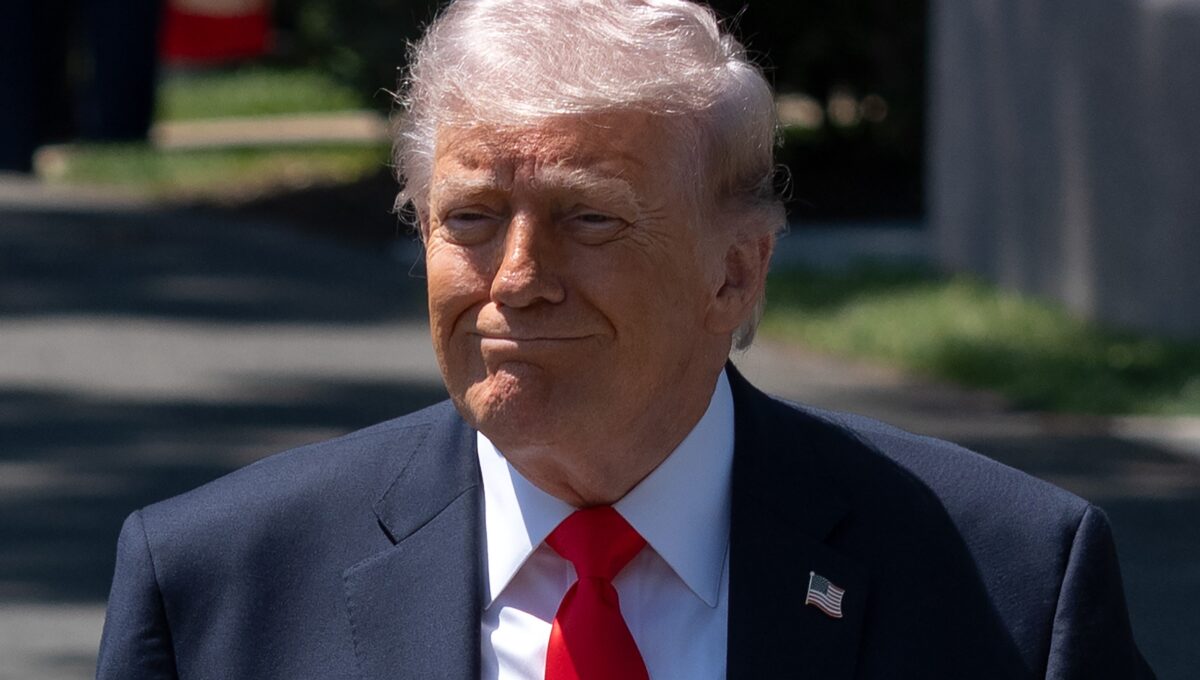 Governo Trump lança fundo de US$ 1,8 bilhão para indenizar alvos de 'perseguição política'
