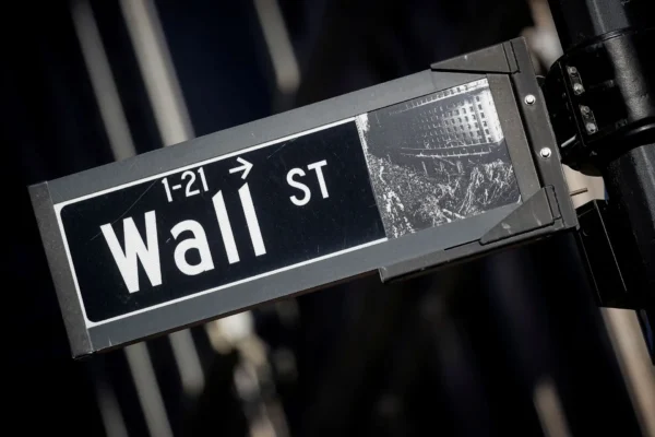 Índices de Nova York avançam com queda do petróleo e expectativa por balanço da Nvidia