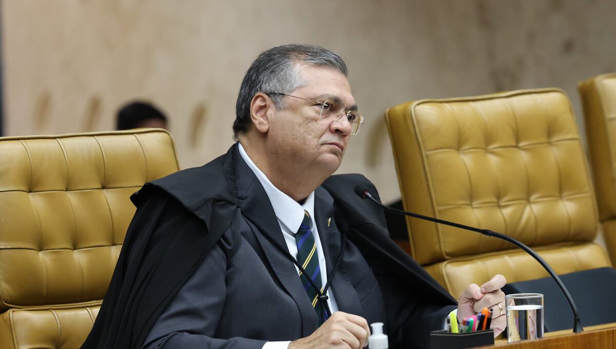 Ministro Flávio Dino denuncia ameaça de morte feita por funcionária de companhia aérea