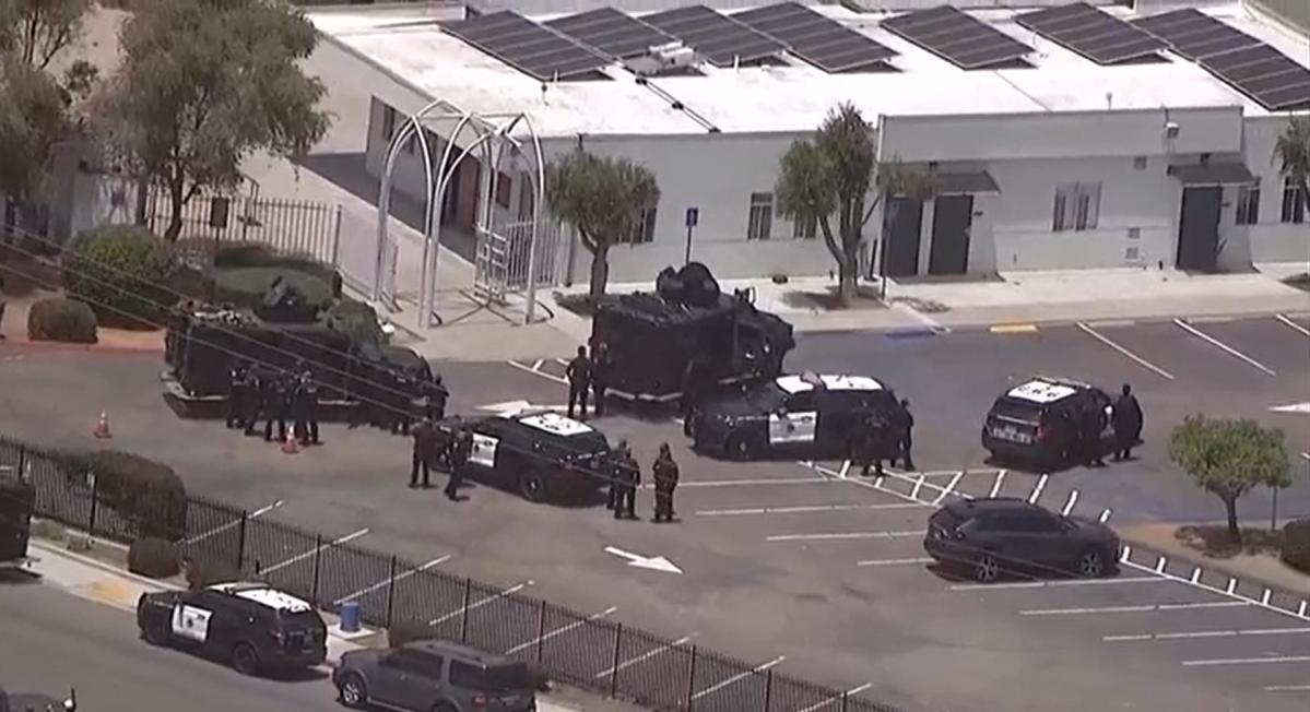Segurança impede massacre em mesquita de San Diego e é chamado de herói pela polícia