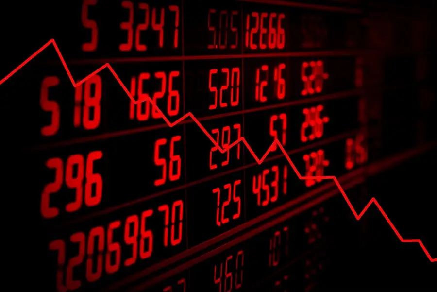 Ibovespa amarga sexta queda semanal seguida e iguala pior sequência desde 2018
