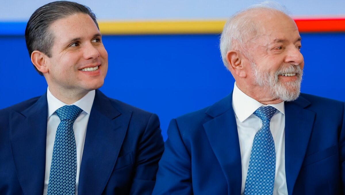 Lula rejeita transição gradual no fim da escala 6x1 e agenda reunião com Hugo Motta