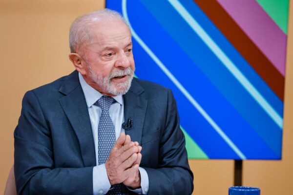 Lula sinaliza que fim das apostas esportivas será tema de sua campanha à reeleição