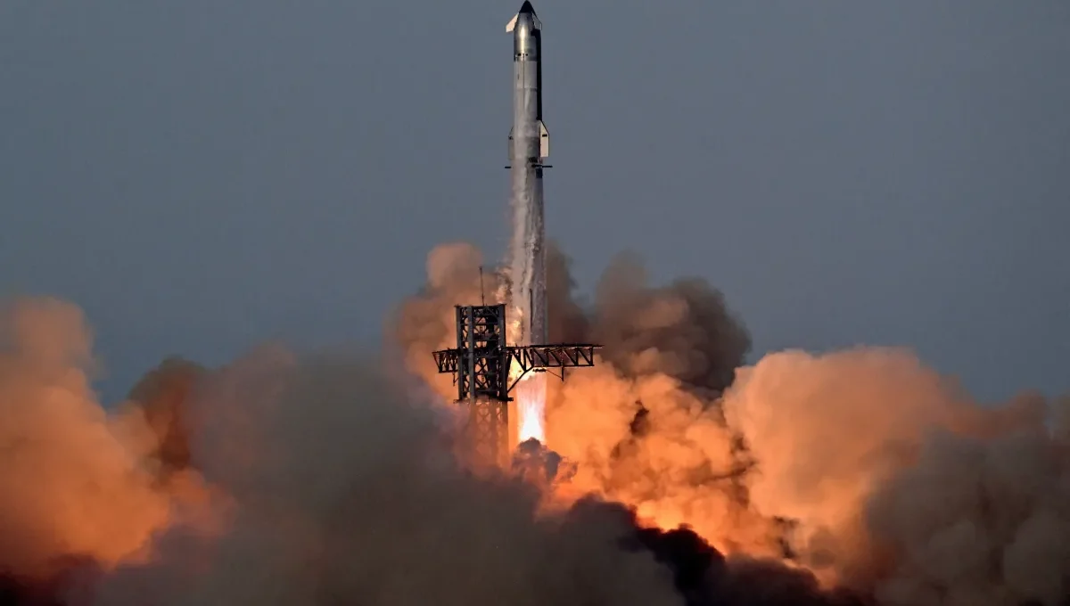 SpaceX realiza 12º teste de voo do megarfoguete Starship com nova versão mais potente